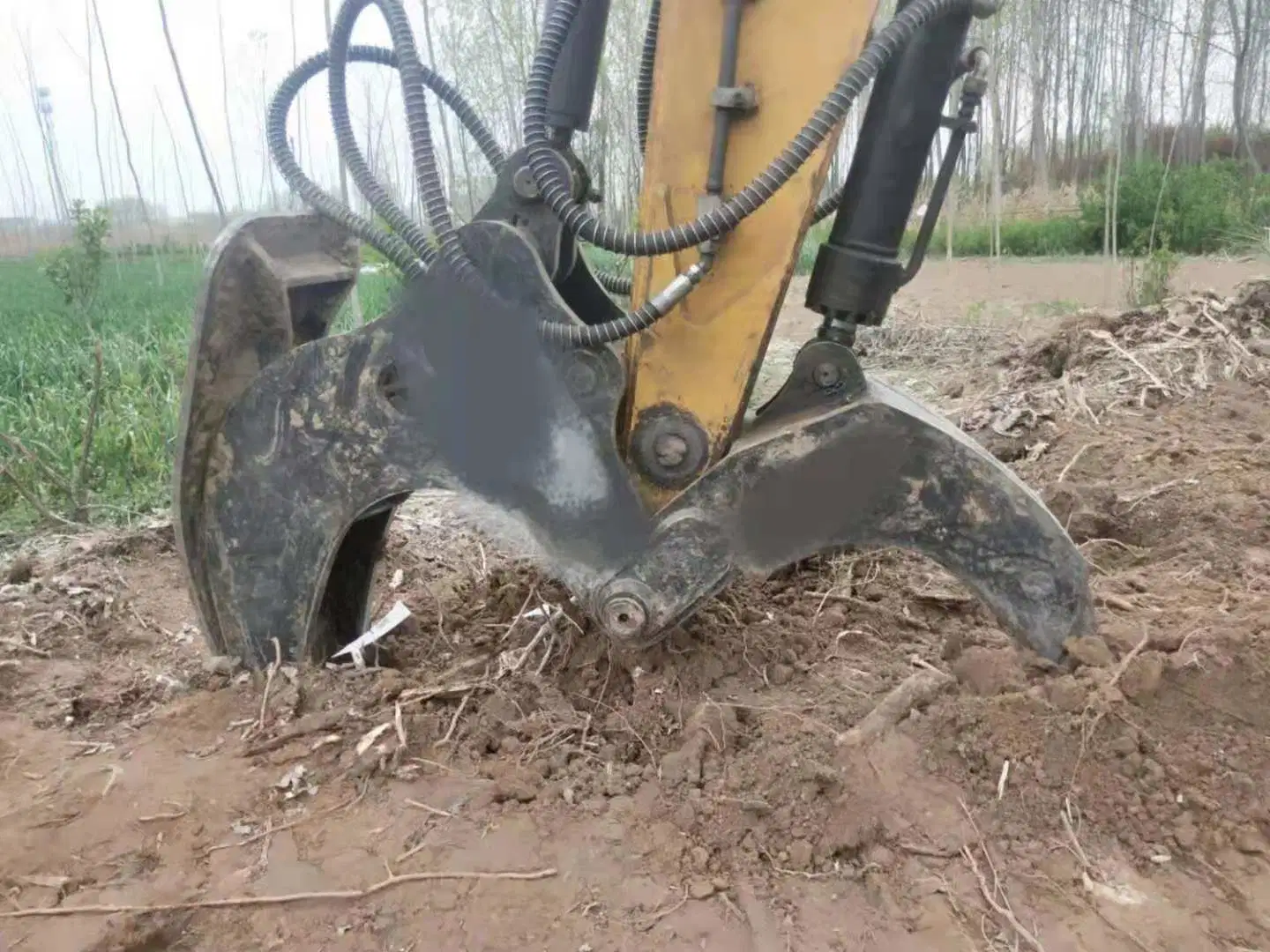 Stump Grapple Construction Machinery Parts Tree Stump Pulling Tool Installed on Excavator