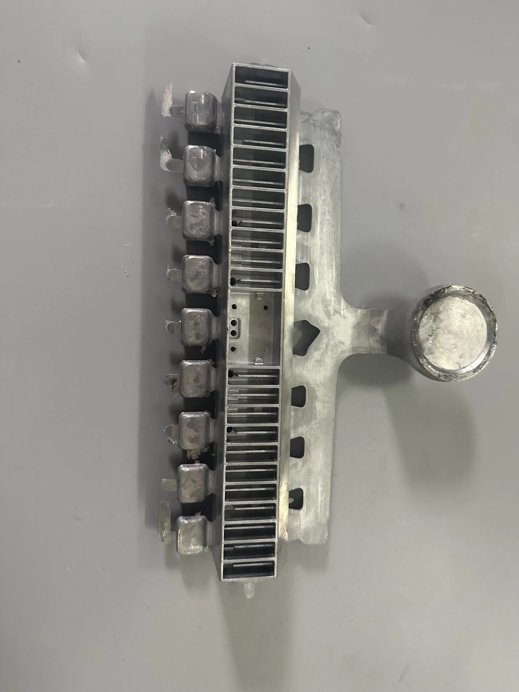 Low Price OEM Precision Ncn Machining Manufacturers Aluminum Die Casting Mould