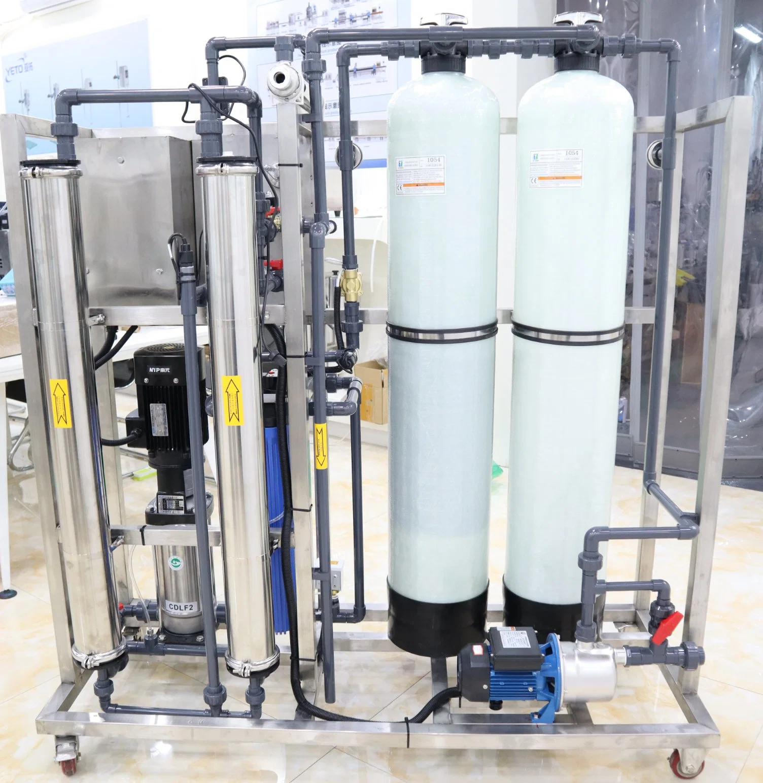 1000L/H Fiberglass Cosmetic Food Pharmaceutical Industry RO Water Treatment Plant Mineral Pure Water Filtering Reverse Osmosis System