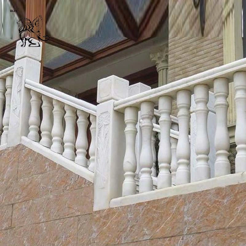 Corrimão de carveiro em pedra com corrimão em balaustrada designs White Marble Balcony Fábrica de pilares do Balustre