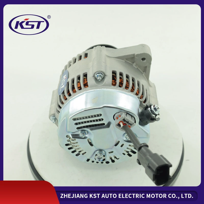 Excavator Auto Parts 28V 60A Alternator 27040-2220b