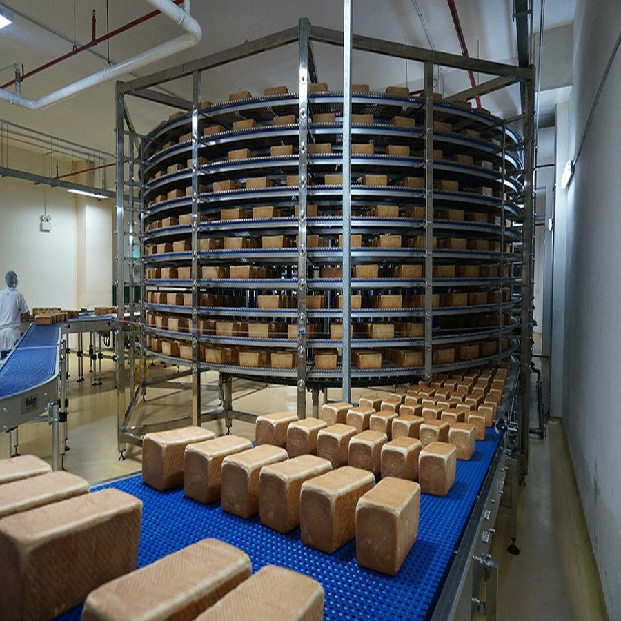 Le pain de produire de la tour de convoyeur de refroidissement de l'équipement pour la cuisson et la cuisson