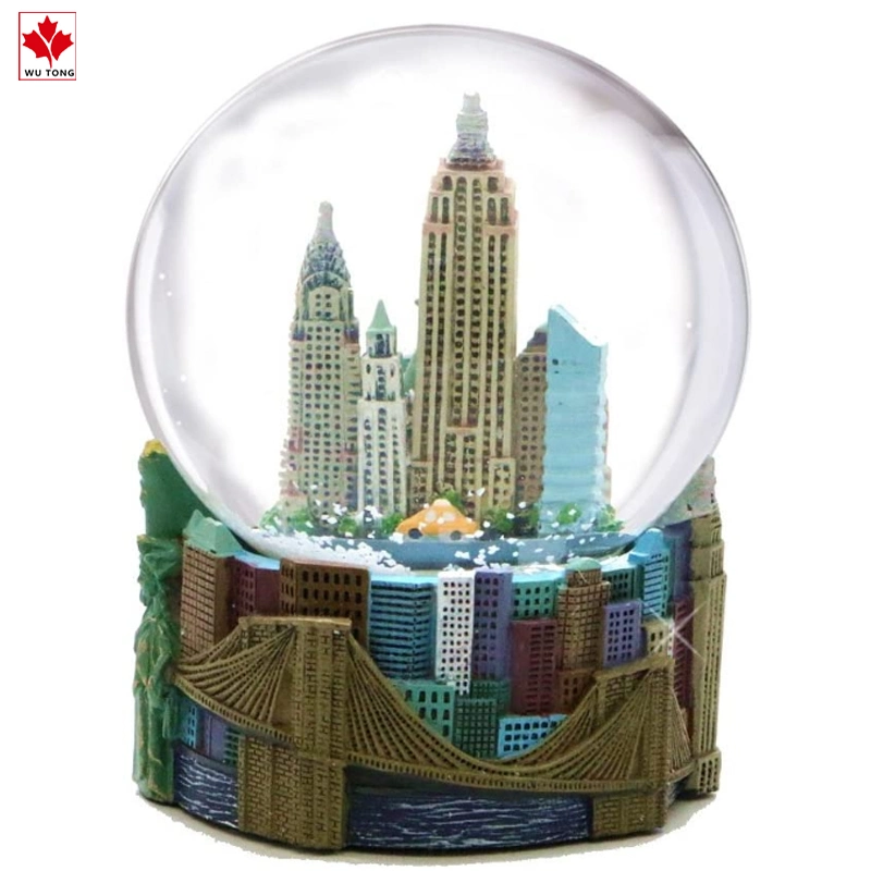 Custom Resin 65 mm New York City Snow Globe