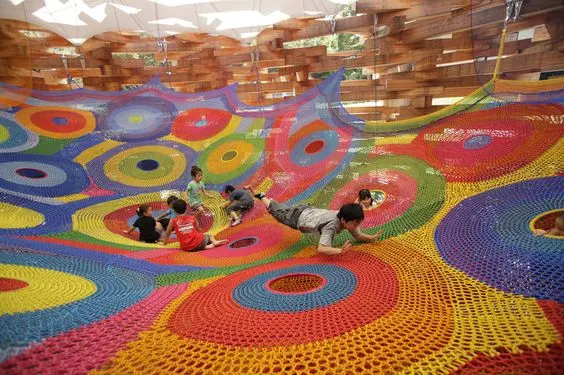 Customized Amusement Game Indoor Outdoor Gym Park Children Climbing Rainbow Nets Kids Playground