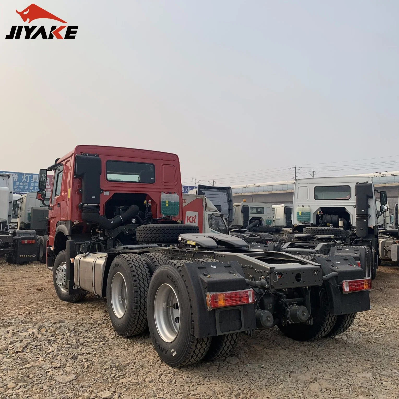 Usado buenas condiciones HOWO 2020 año de 371 caballos de potencia del motor Weichai 6X4 Animadora grúa de 50 toneladas de la TDF con 3 ejes tractor camión con toma de fuerza