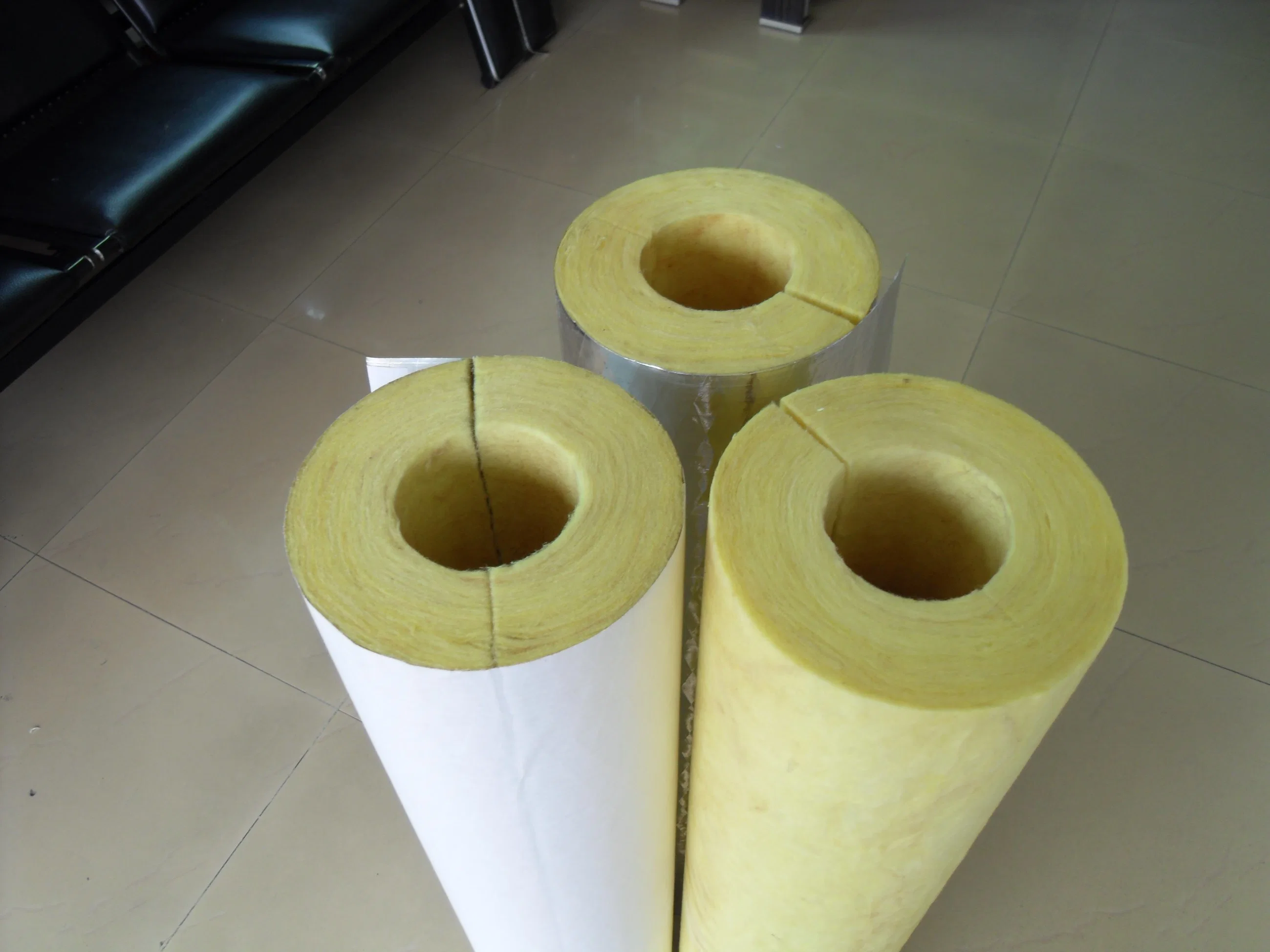 Los materiales de aislamiento Glasswool China tubo, tubo de fibra de vidrio.