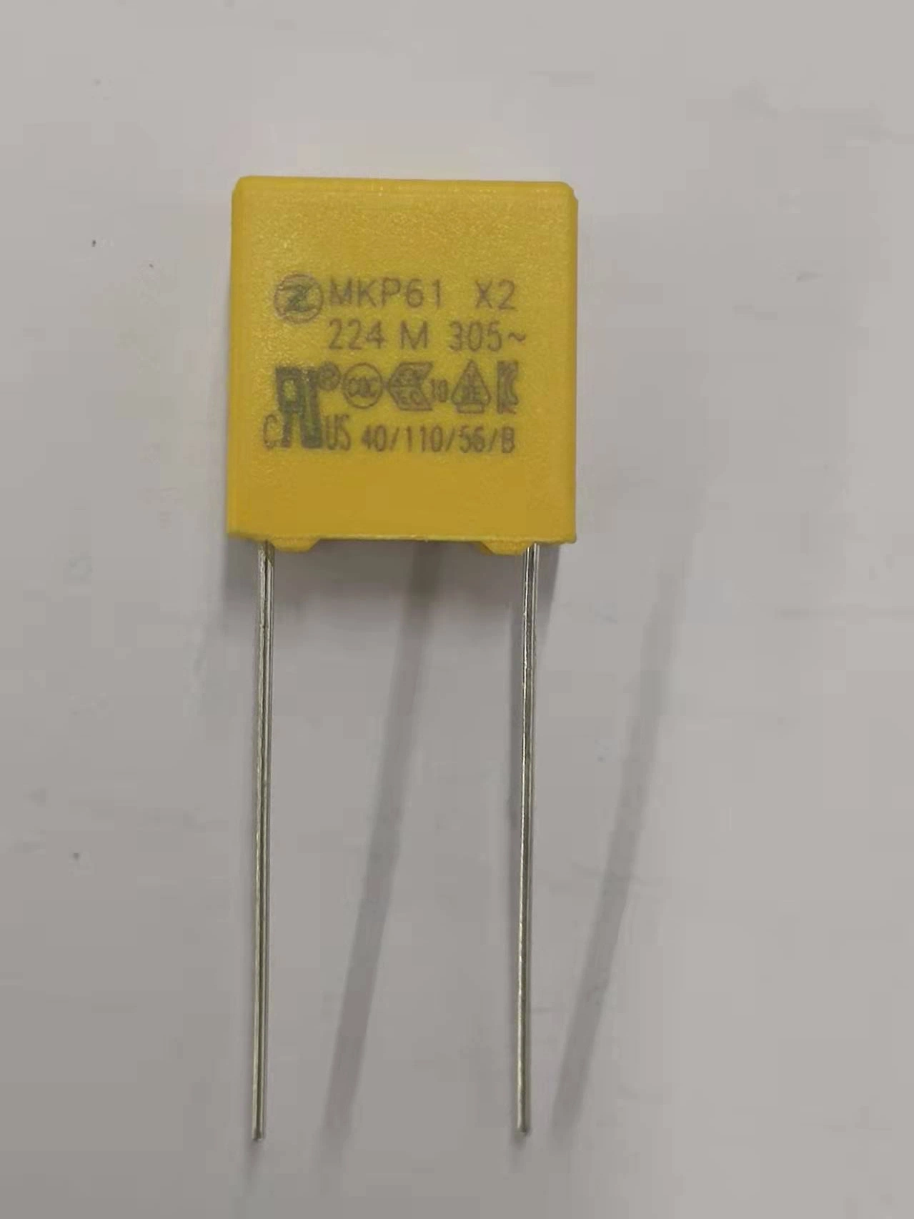 Condensador de supressão P10 de 0,22UF 305VAC, com interferência de película de polipropileno metalizada (Classe X2) (MKP61)