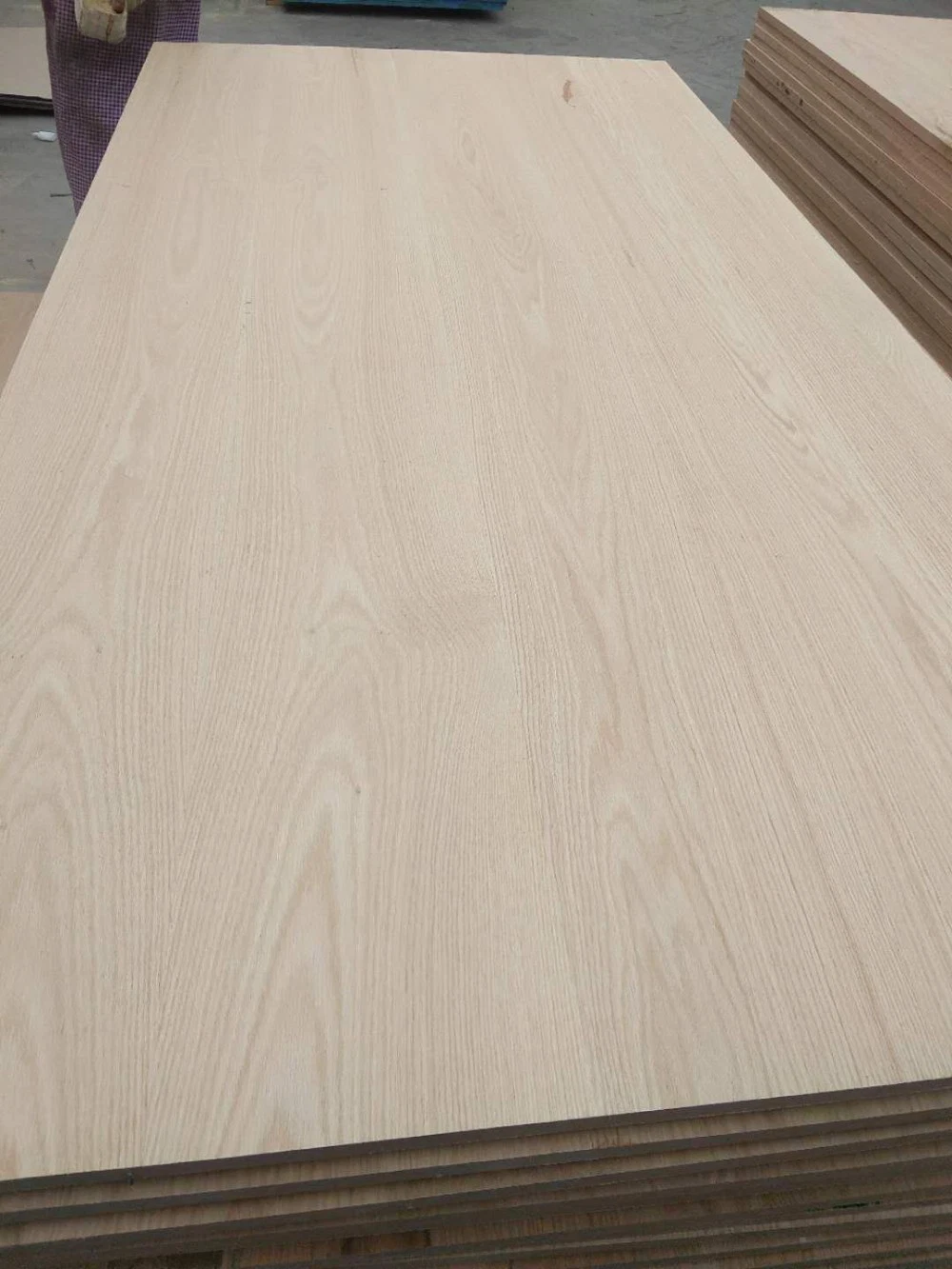 Kiln Dry Paulownia Wood Edge Glued Board Furniture Board