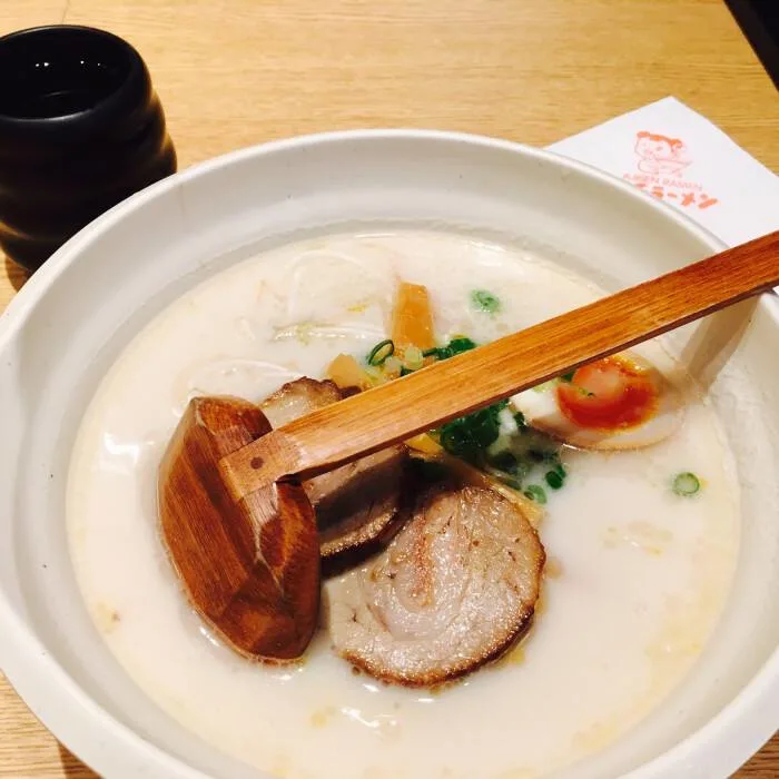 Tonkotsu Ramen sazonar / Japonés Ramen condimento delicioso Ramen Tonkotsu / Paquete condimento sopa