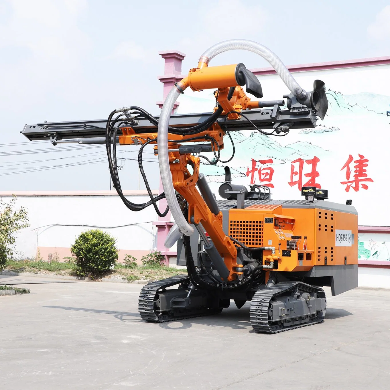 Supply 20m DTH Blast Hole Drilling Rig Use for Engineering