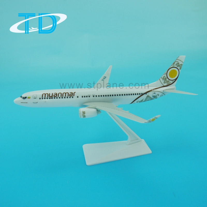 Myanmar B737-800 Plastic Aeroplane Model Toy