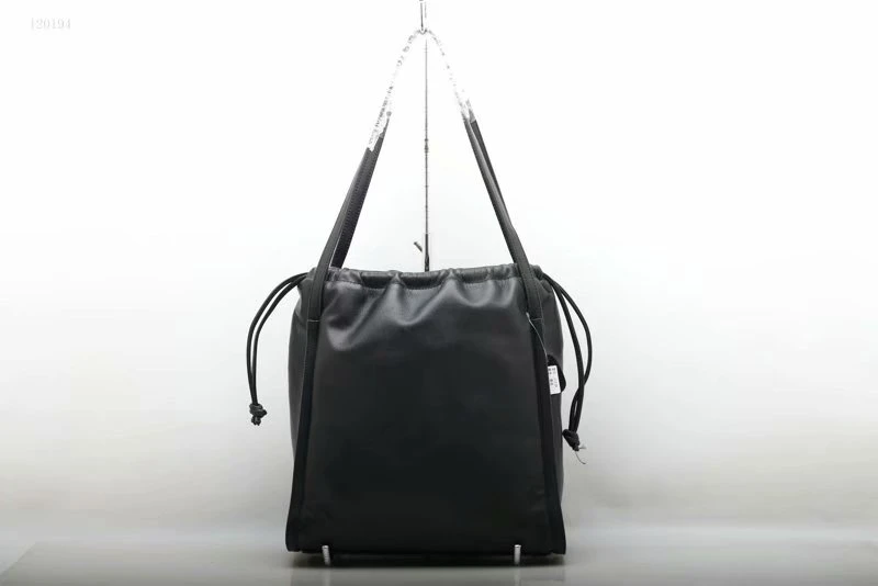 Daily Use Drawstring Cow Leather Tote Bag (F120194)