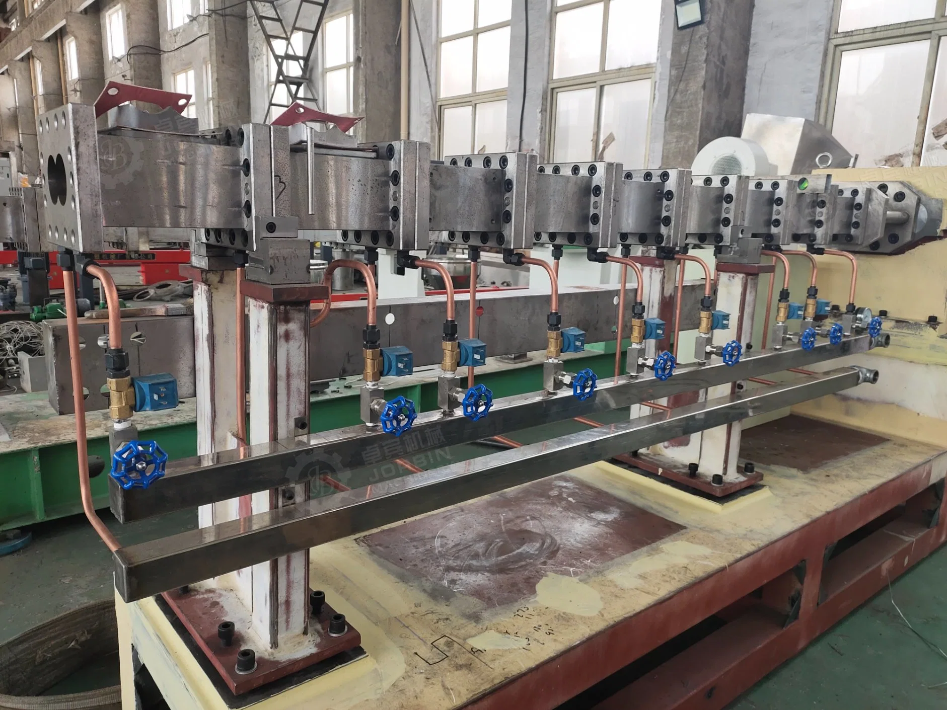 Spinning Extruder Machine to Mix Raw Material PP, PE, Adtitive and out Put Into Fibers