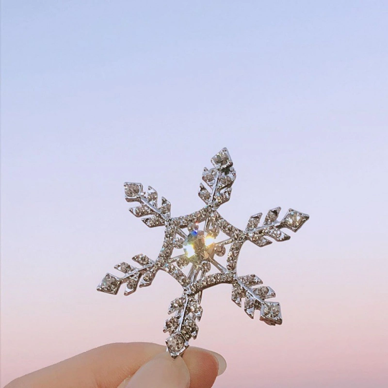 New Hair Accessories with Diamond Frog Buckle Simple Snowflake Hair Clip