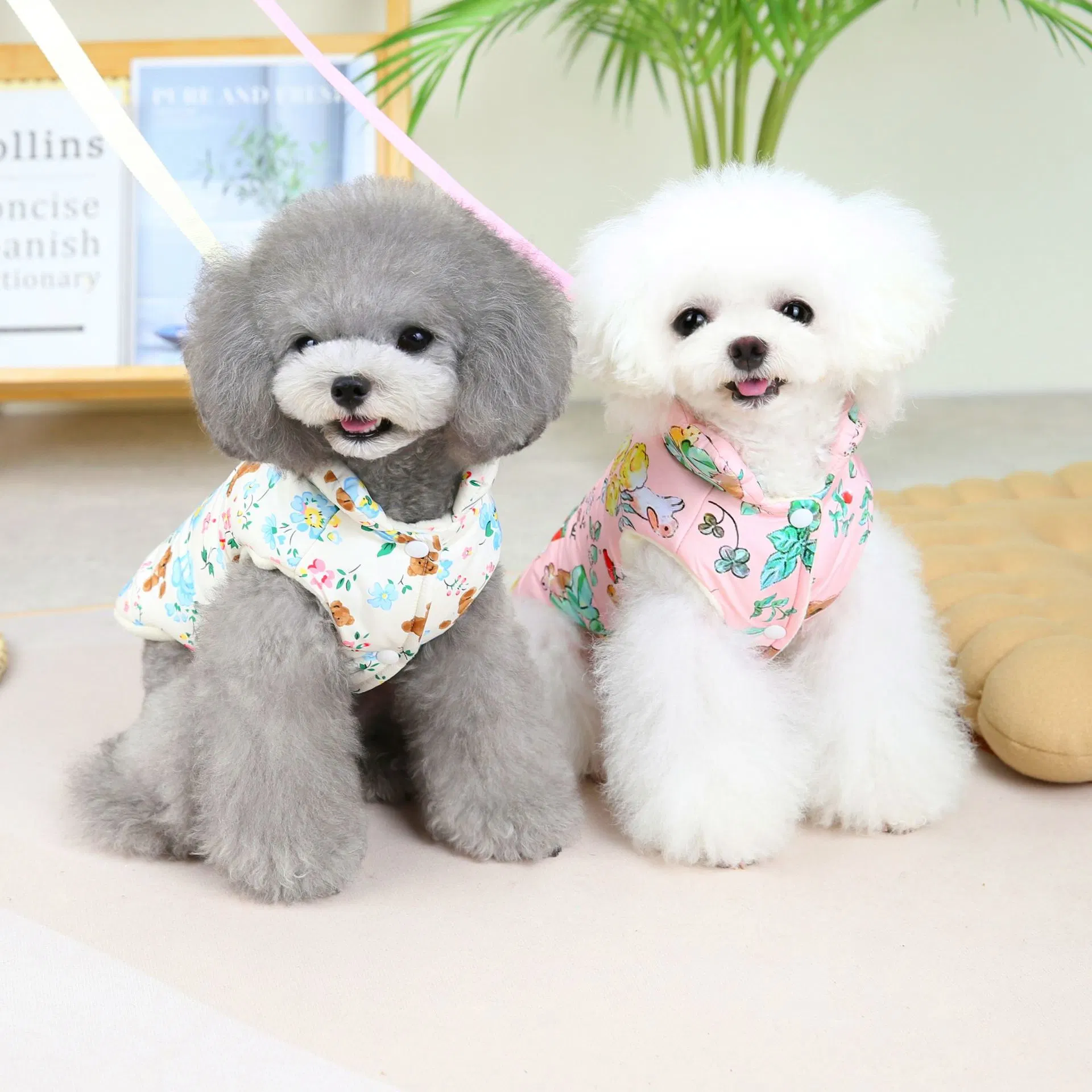 2022 New Arrival Pretty Pet Garment Pet Clothes Cotton Warm Dog Clothes Harness with 1.6 Meters Dog Leash