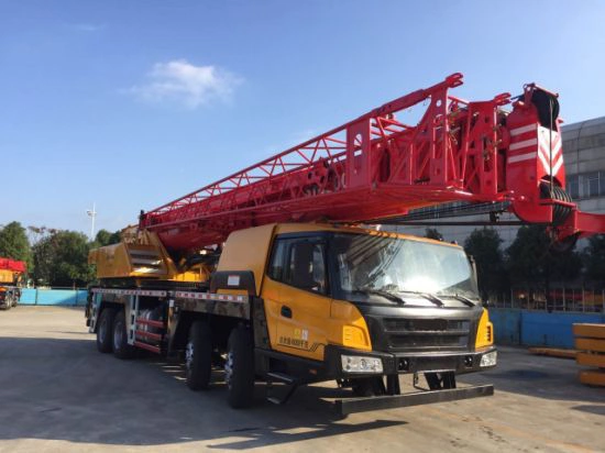 China Neuer 30 Tonnen Hydraulic Truck Crane Mobilkran Stc500e