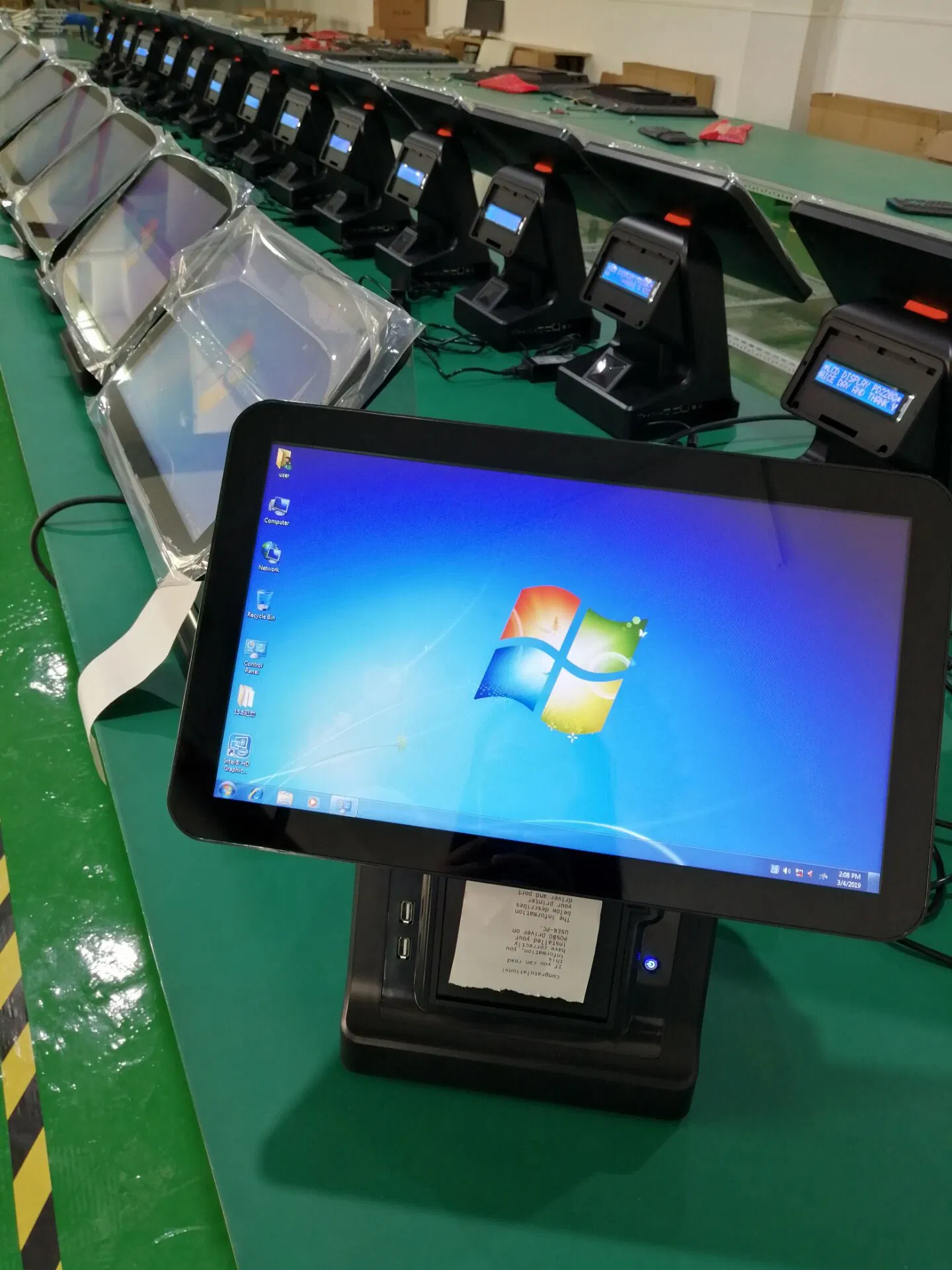 15,6-Zoll-POS-Monitor mit Touchscreen, All-in-One-PC-POS-System mit Thermodrucker