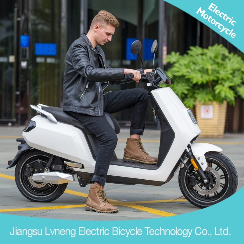 Cher la Chine Electric Motorcycle avec double Batteries et frein à disque pour l'Europe