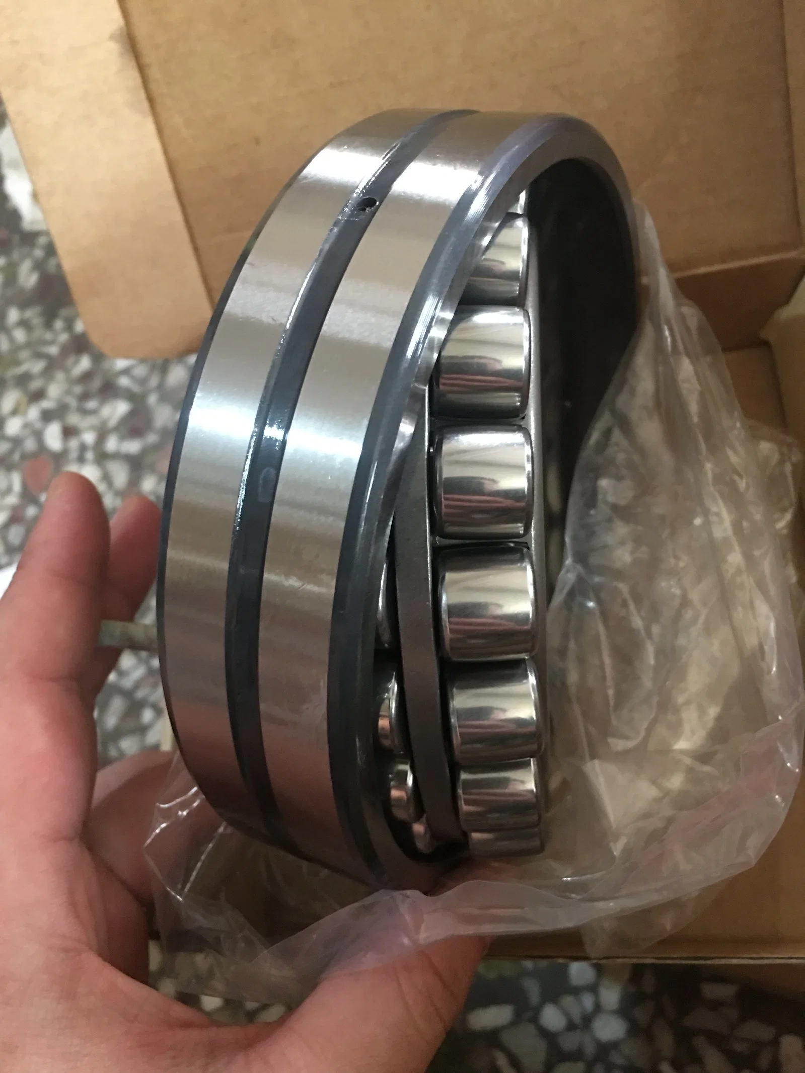 High Speed 22205ca/W33 22348cc/W33 22218ca/W33 Spherical Bearing Roller