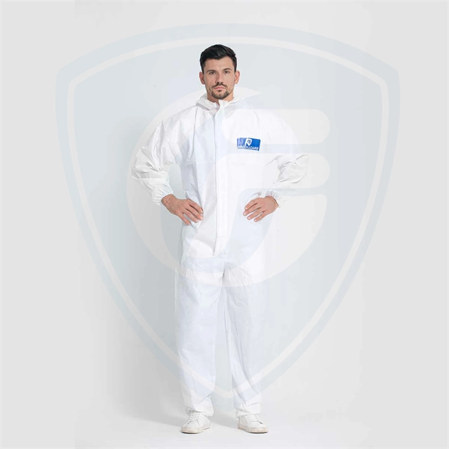 White Disposable Hooded Coveralls SMS Chemical Protective Suits Elastic Cuffs Front Zipper Closure Serged Seams for Spray Painting Mechanic Work