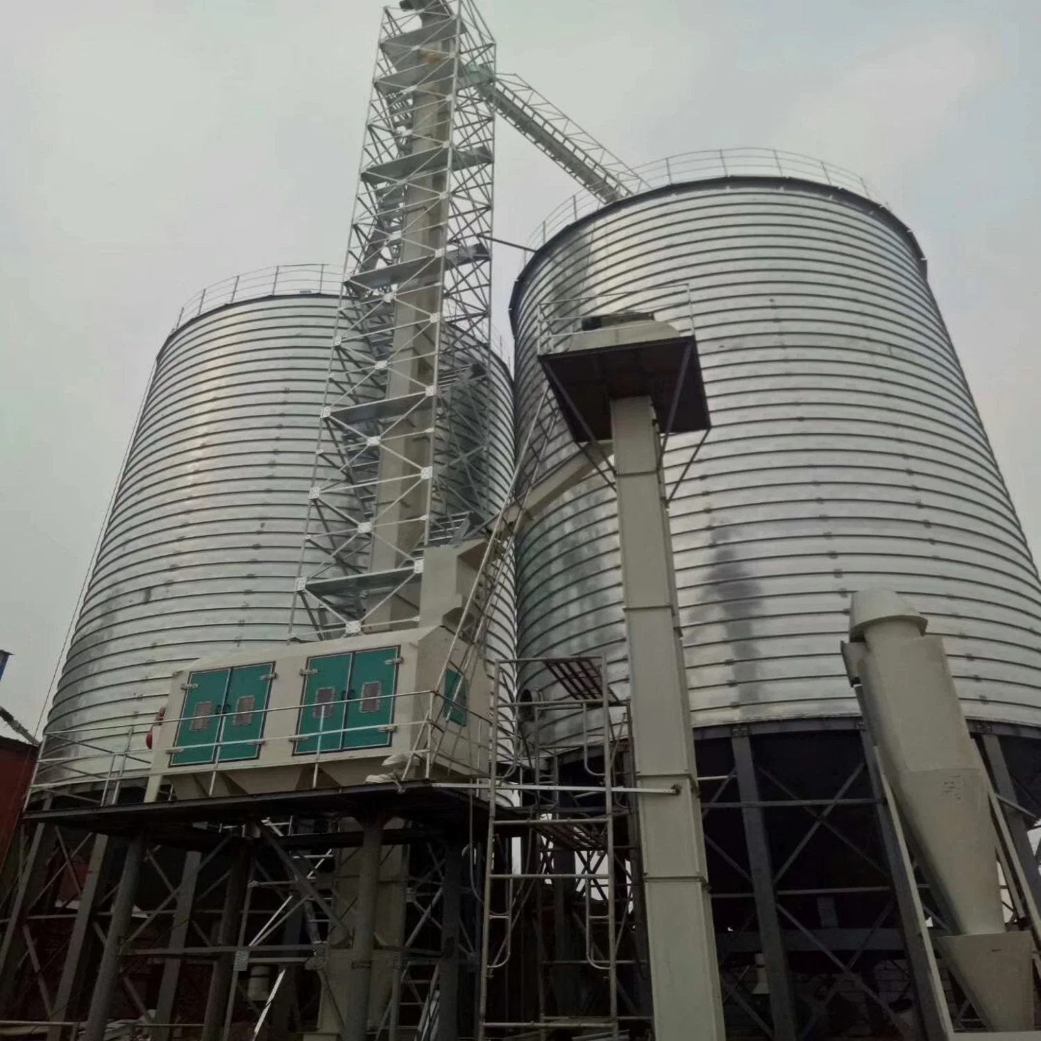 Wheat and Rice Silo 600t Ventilated Storage Silo for Bulk Grain