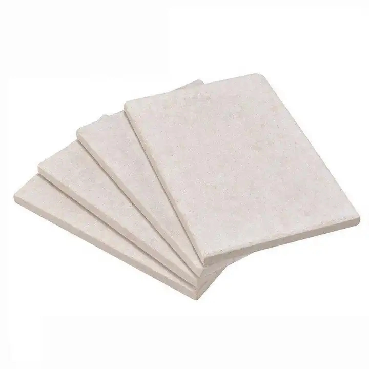 Carte de ciment à fibres pour panneau sandwich EPS 610X2270/610X2440/610X3000/600X3000 silicate de calcium Panneau ignifugé
