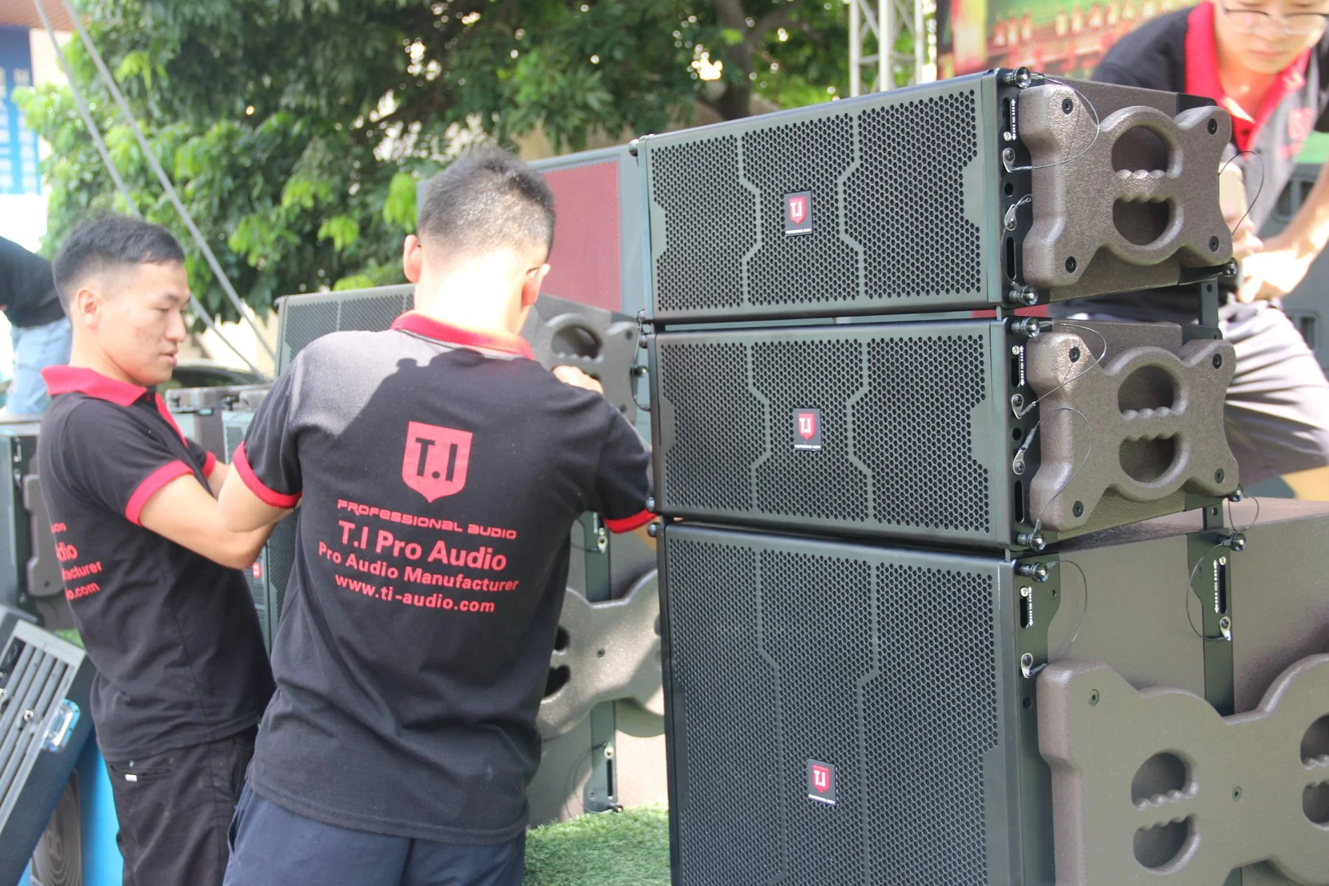 Professional Stage Speaker Active PRO Audio T. I Single 15 Inch