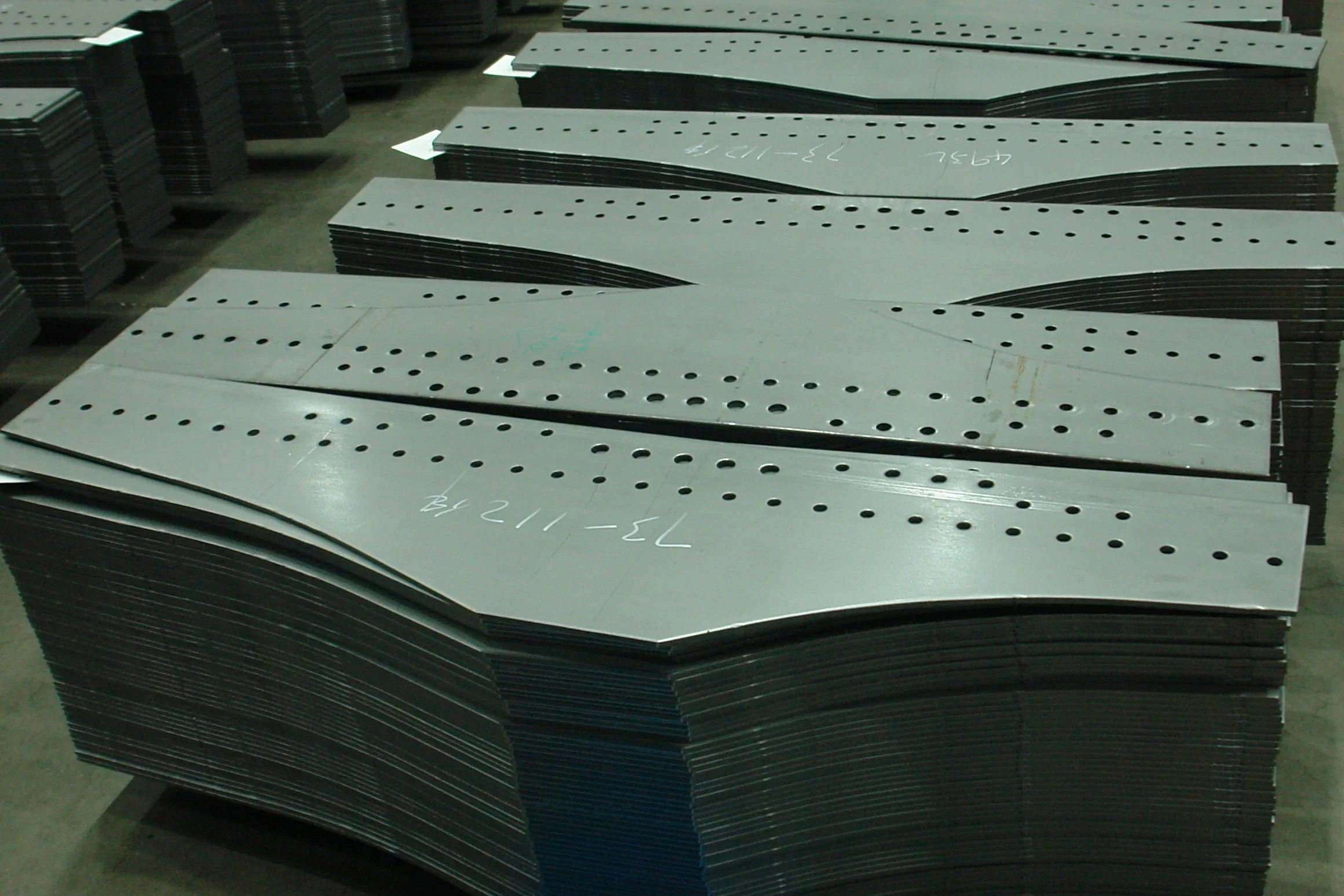 Heavy Duty Laser Cutting/Welding/Machining Aluminum/Steel Sheet Metal Computer/Truck/Auto Spare Parts Stamping Parts