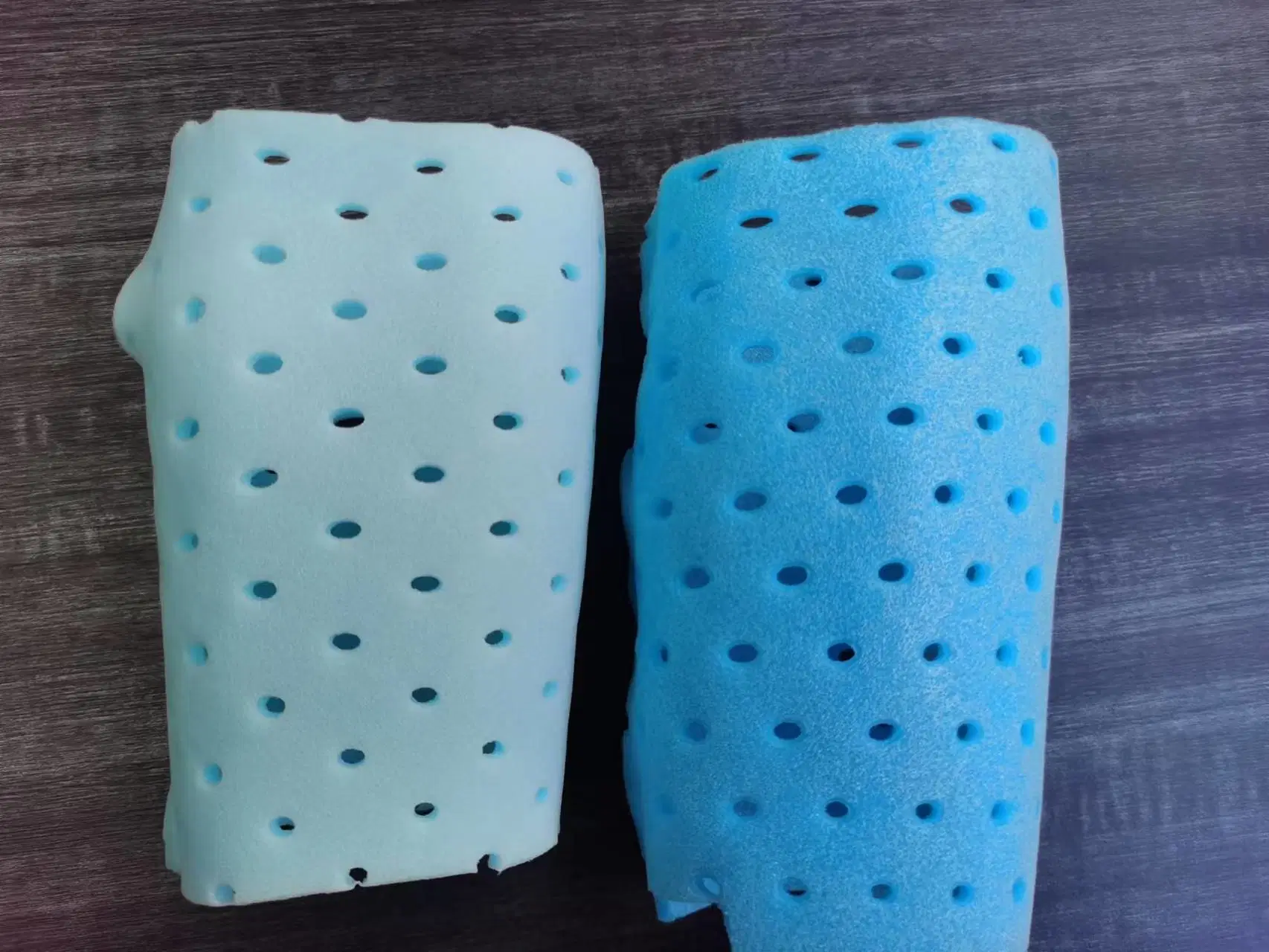 D'ATTELLES Matériau thermoplastique couvrant avec de la mousse d'orthopédie de l'éclisse thermoplastique