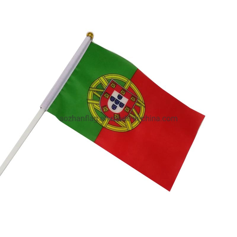 La impresión de poliéster personalizadas Polo de plástico 30*45 Portugal ondeando la bandera nacional de la mano