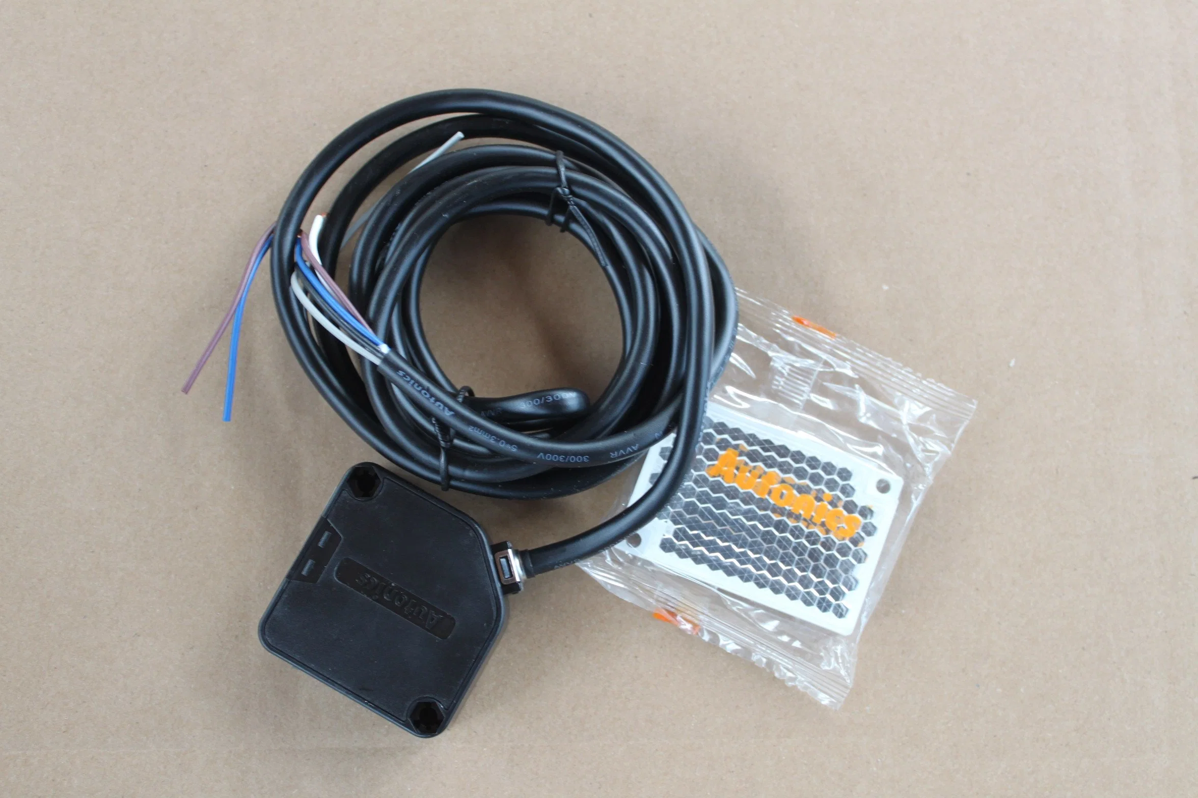 Optical Sensors Distance Photoelectric Sensor Switch Ben5m-Mfr