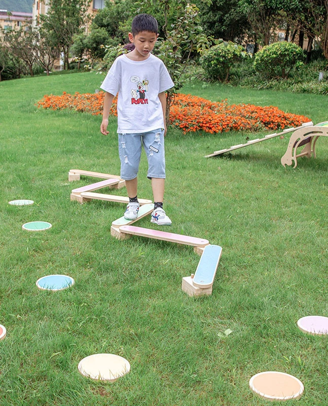 Children&prime; S Wooden Single-Plank Bridge Physical Training Balance Toy