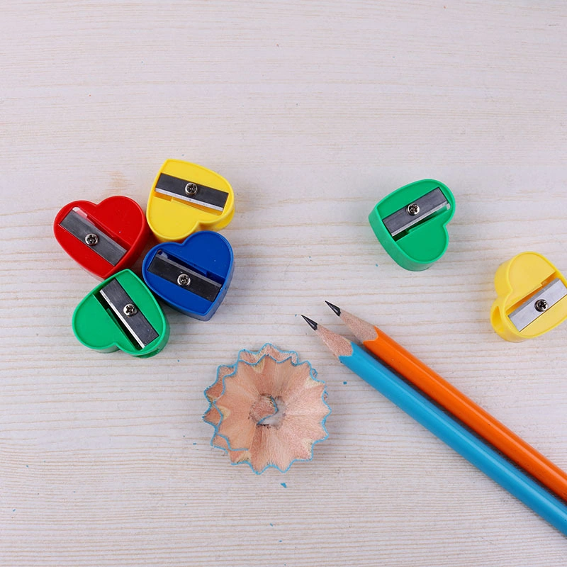 Portable Cute Heart Shaped Manual Pencil Sharpener