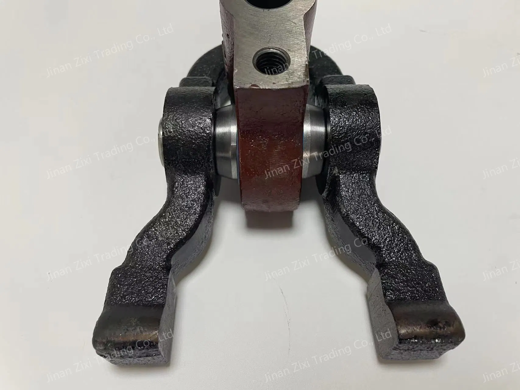 Hot Sale Clutch Shift Fork Shaft Assembly for HOWO and Various Truck Chassis Accessories 1602p1e114A0