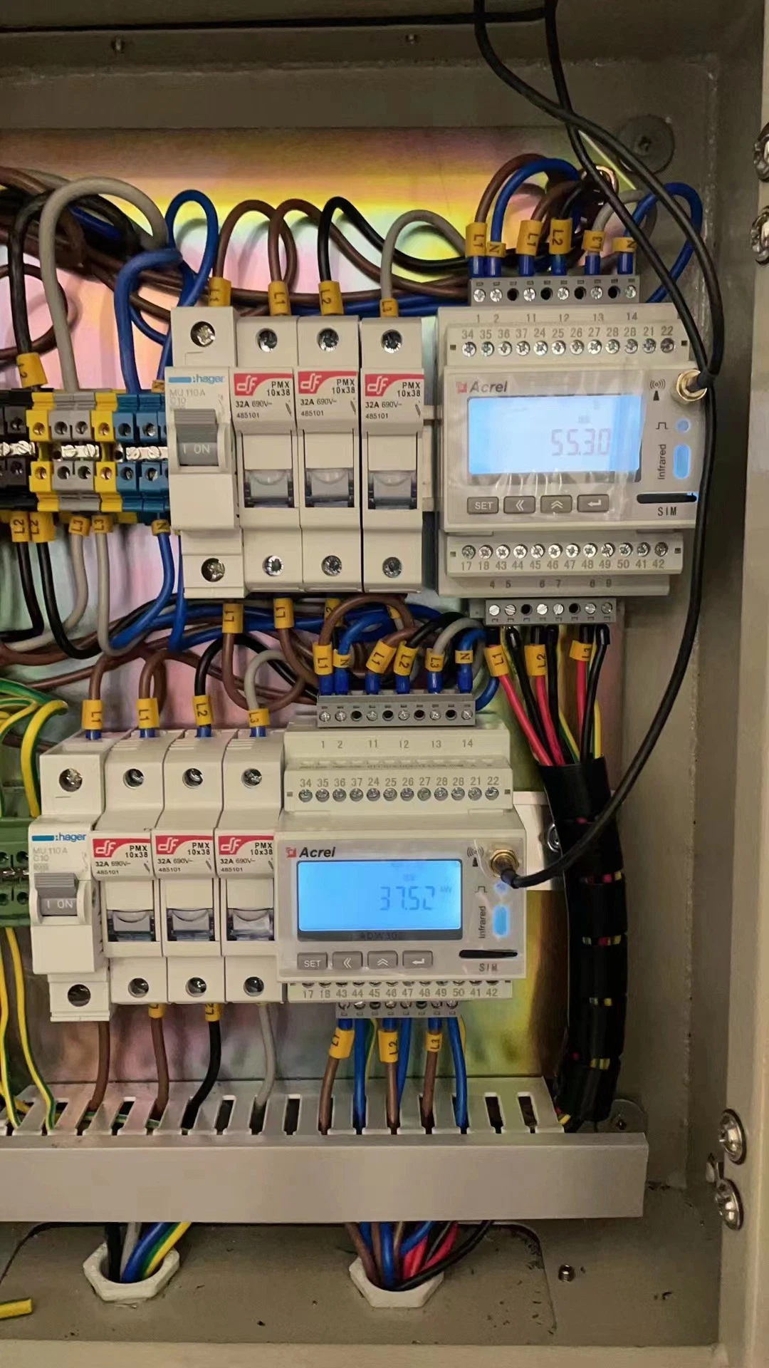 Acrel dreiphasiger vier-Draht-333mv-Eingangsenergiemesser mit RS485 kWh Stromzähler Adw300 IoT Netzwork Electric Meter