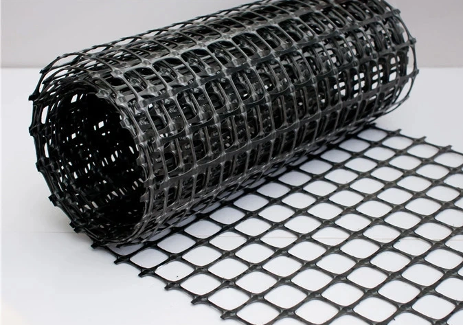 Width 1-6m Polymer High Strength and Bearing High Stability and Tensile Plastic Geogrid for Hazardous Waste Landfill Construction