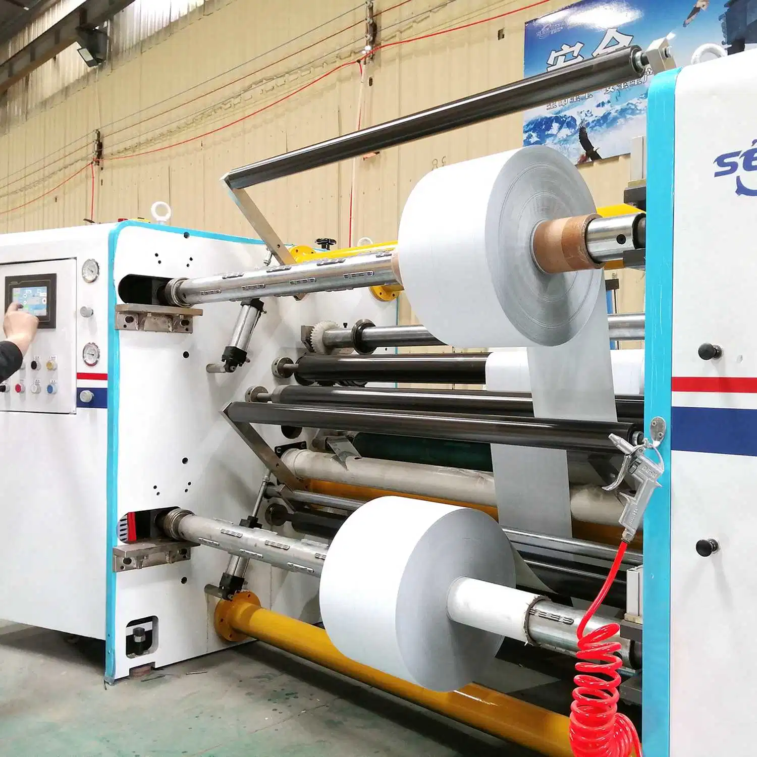 Máquina de corte longitudinal de papel térmico automático Caixa Registradora Cortador de enrolamento do rolo de papel com Coreless Reiwnd da Máquina