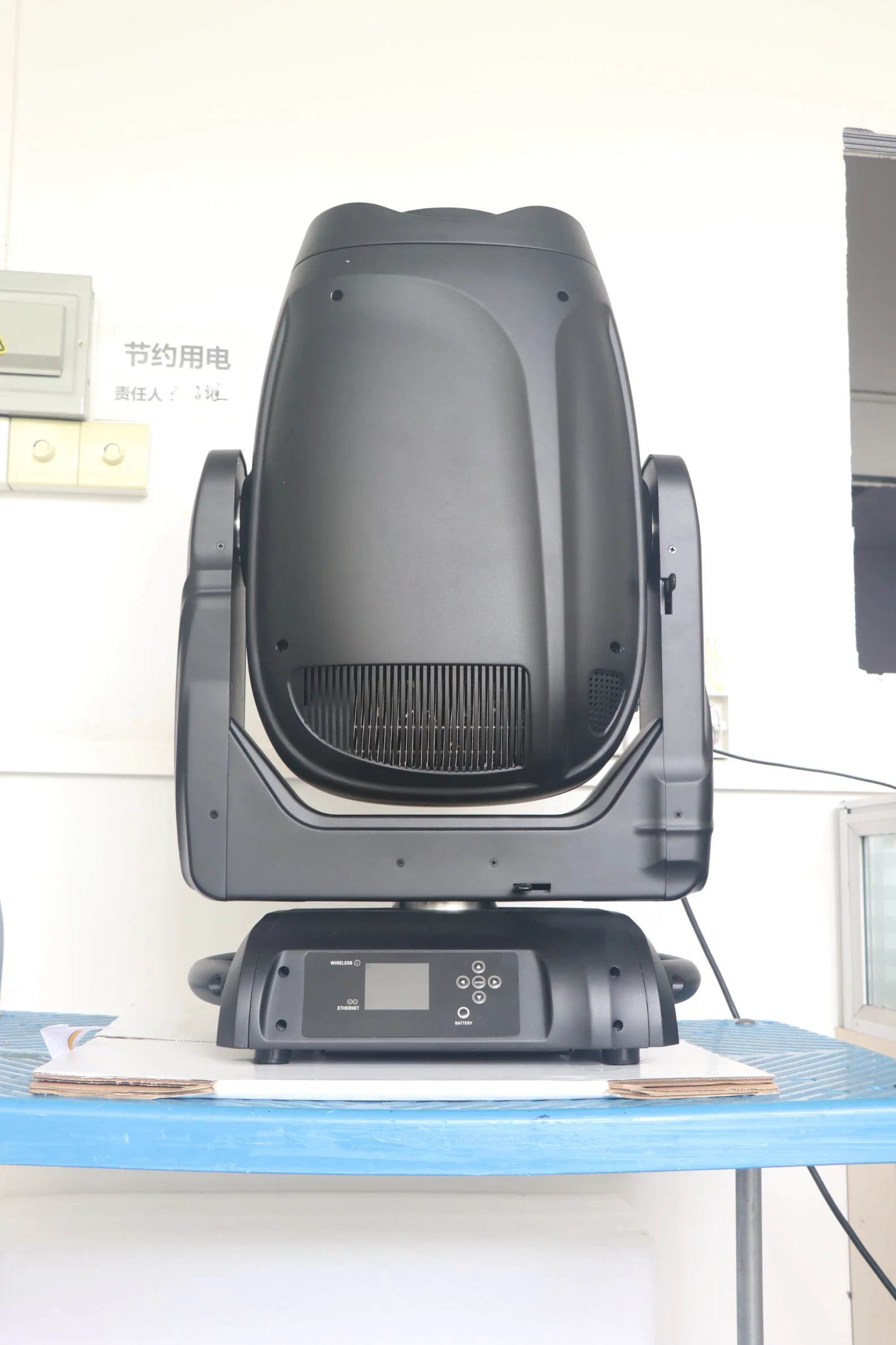 Advanced 640W White LED Spot/Beam/Wash/Profile-4in1 Moving Head Profession Shutter Stage Lighting