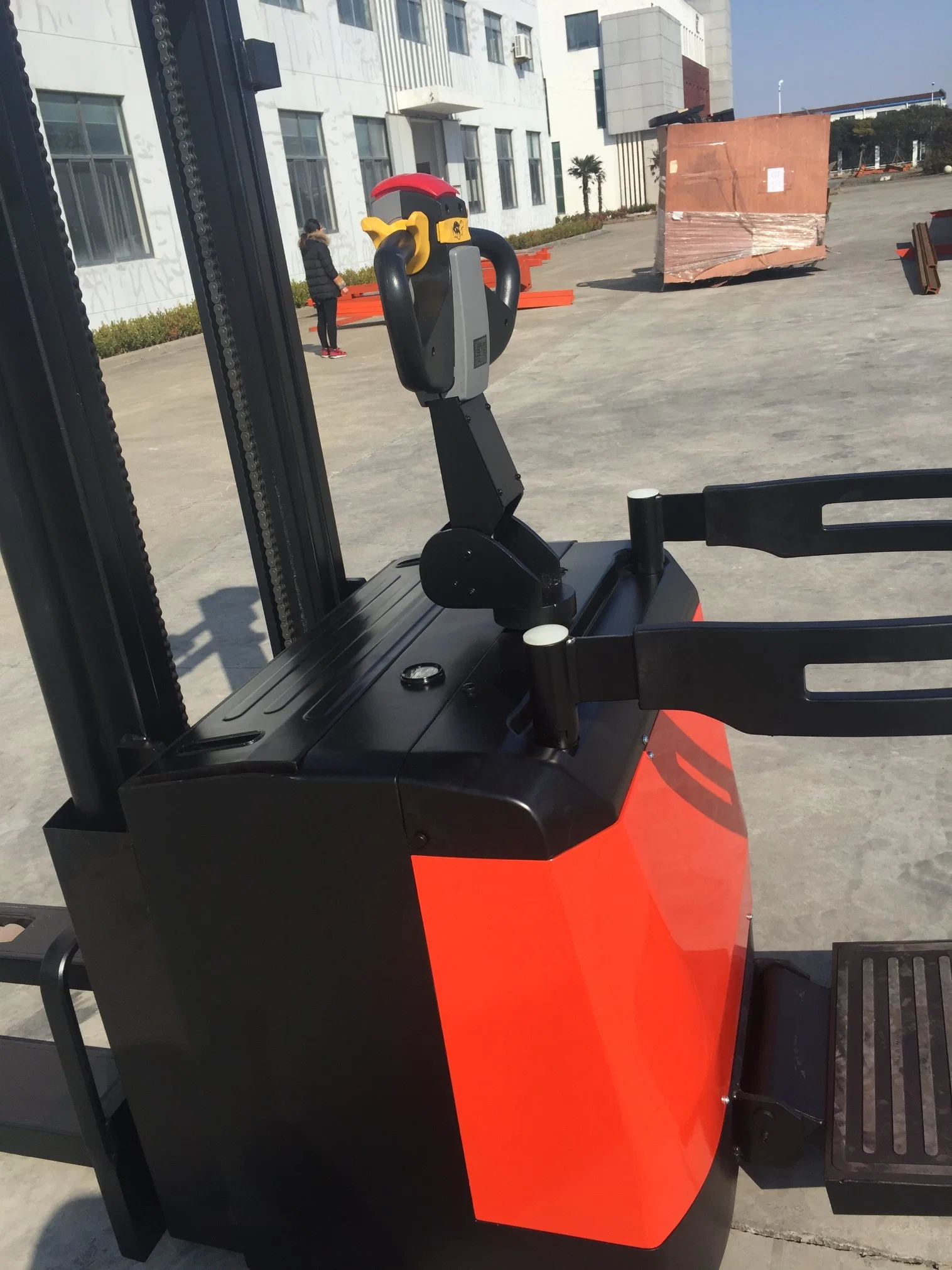 China Supplier Gp Forklift Truck 2t New Designed Curtis Contoller AC Power Standard Electric Stacker Lifting 1600mm with Ce