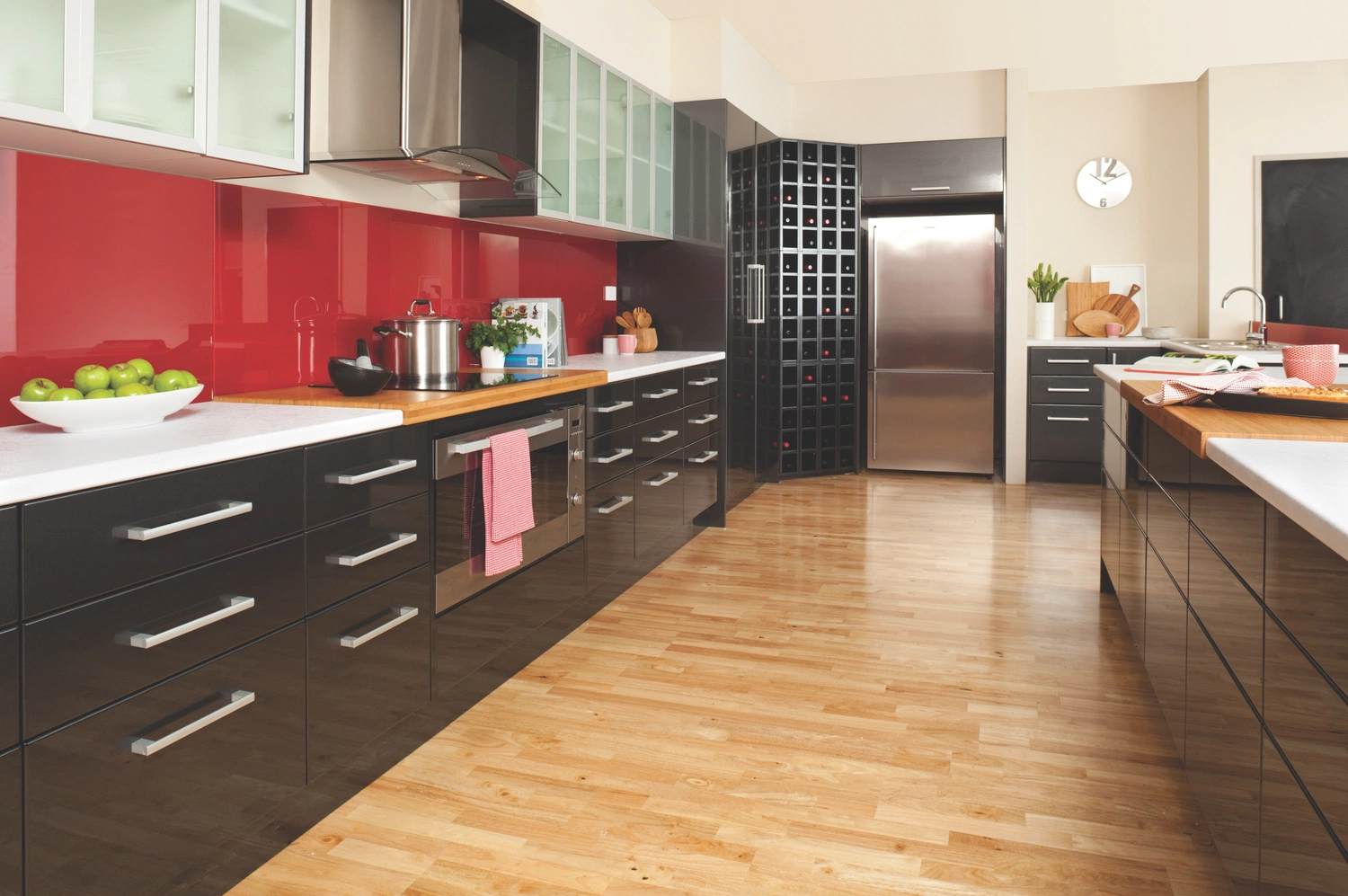 Europe Shaker Modern Kitchen Cabinet with Kitchen Pantry Cupboards for Sale