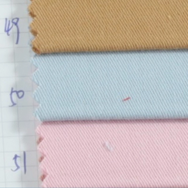 Tecido de Moda em Algodão 100% Liso Tingido em Sarja Novo Design para Tecido de Vestuário e Tecido de Sofá.