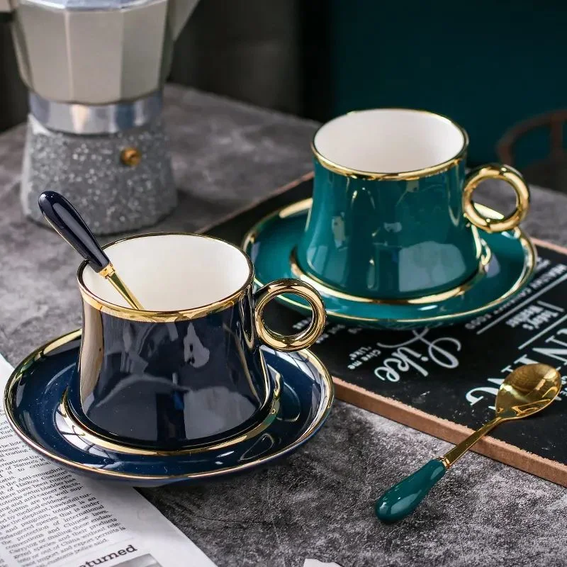 Wholesale Light Luxury Style Smooth Glazed Color Custom Personalized Porcelain Tea Cup with Gold Handle Luxury Simple Stroke Coffee Cup for Daily-Use Office