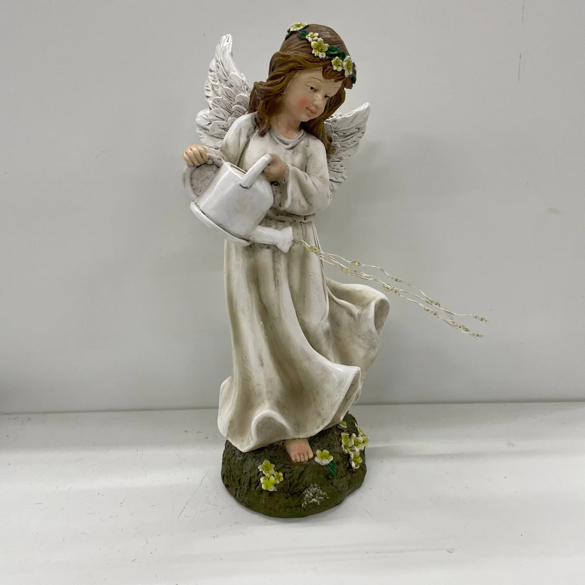 Custom Outdoor Waterproof Solar Lights Garden Decoration Ornament Angel Little Girl Angel Figurine Resin Crafts