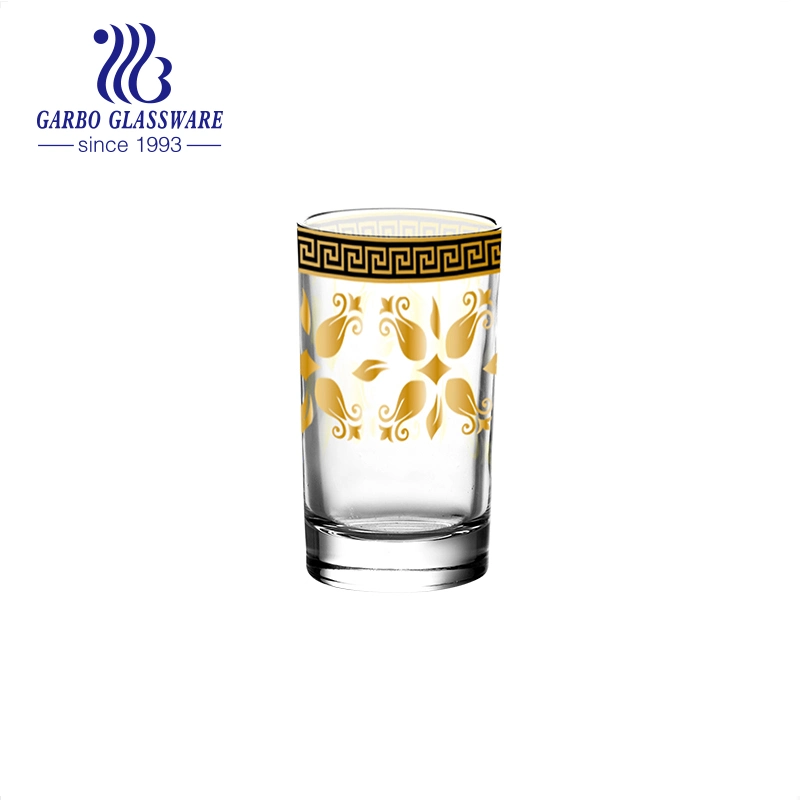 Juego de té y té de vidrio estilo árabe de Oriente Medio con Gold Decal Printing OEM Glass Drinkware Set vidrio de borosilicato hecho a mano Juego de té y tazas