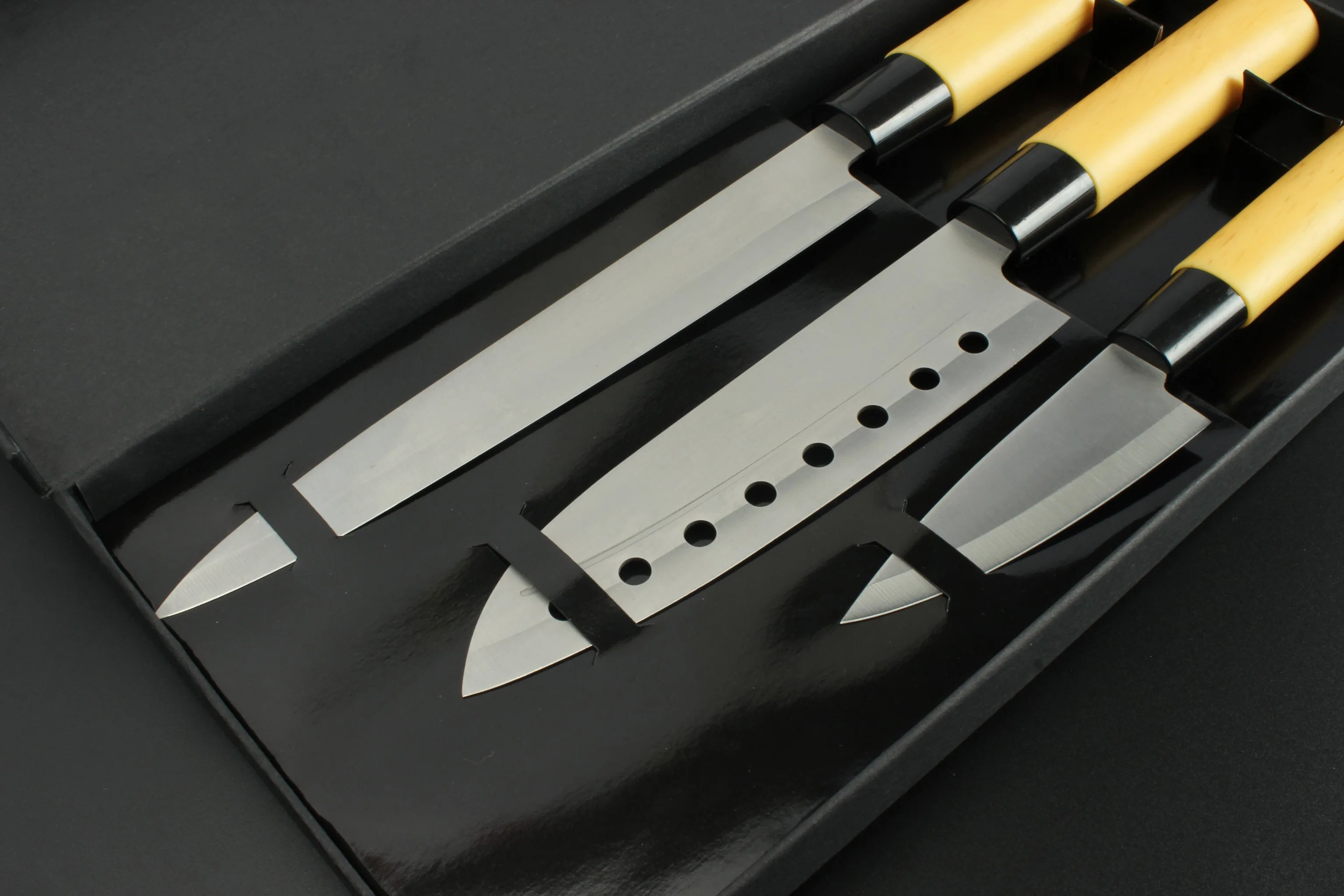 3pcs cuchillo de cocina Set /Filete cuchillo/navaja Sushi Japonés/Chef cuchillo/navaja de fruta con un plástico como Mango (SE-K0316)