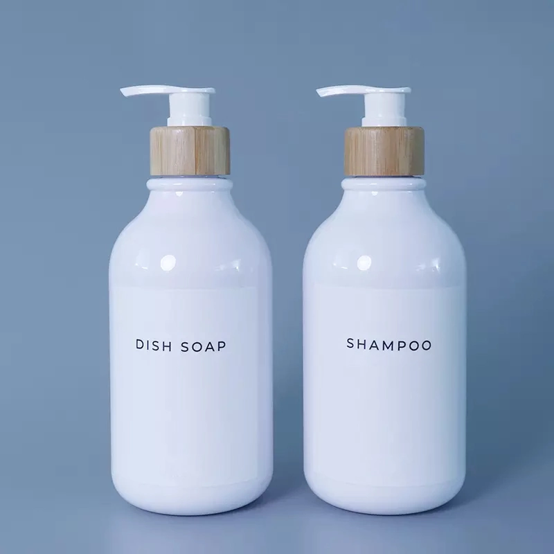 Bouteille de Shampooing et conditionneur de la main et distributeur de savon à vaisselle définie avec la pompe de bambou 500ml Plastique étanche pour salle de bains cuisine des étiquettes de bouteille de lotion liquide blanc