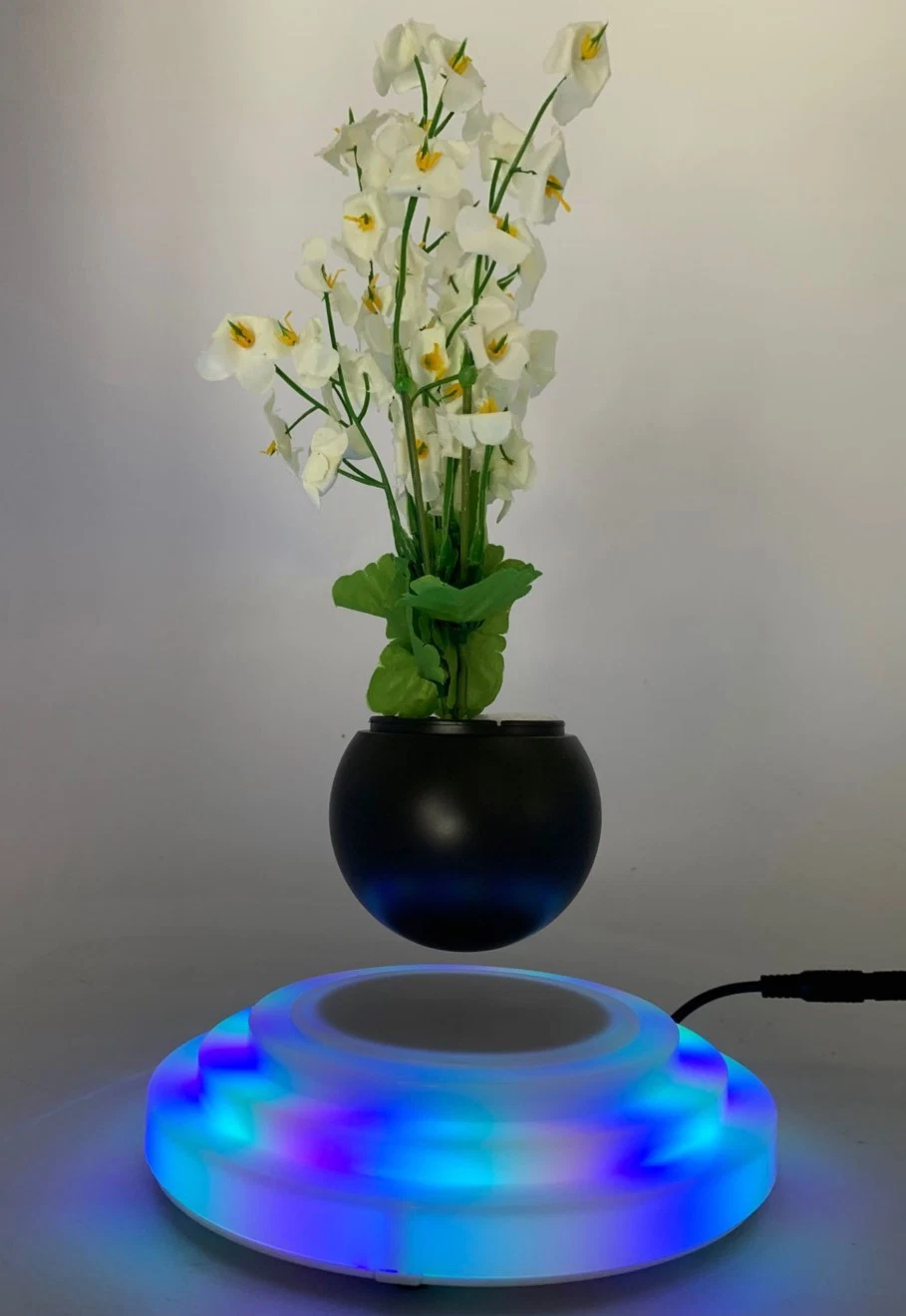 New Colorful LED Light Magnetic Floating Levitation Plant Pot Air Bonsai