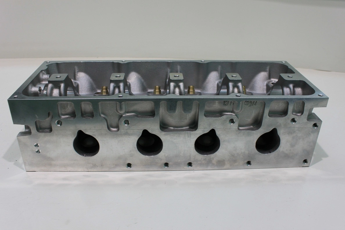 Renault K7m/K7m-702/790 Cylinder Head OEM No. 7701472681 7701468858 7701472170