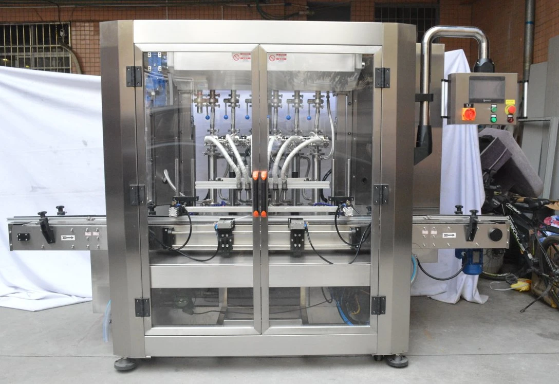 Machines de remplissage de bouteilles en plastique liquide pour boissons automatiques complètes