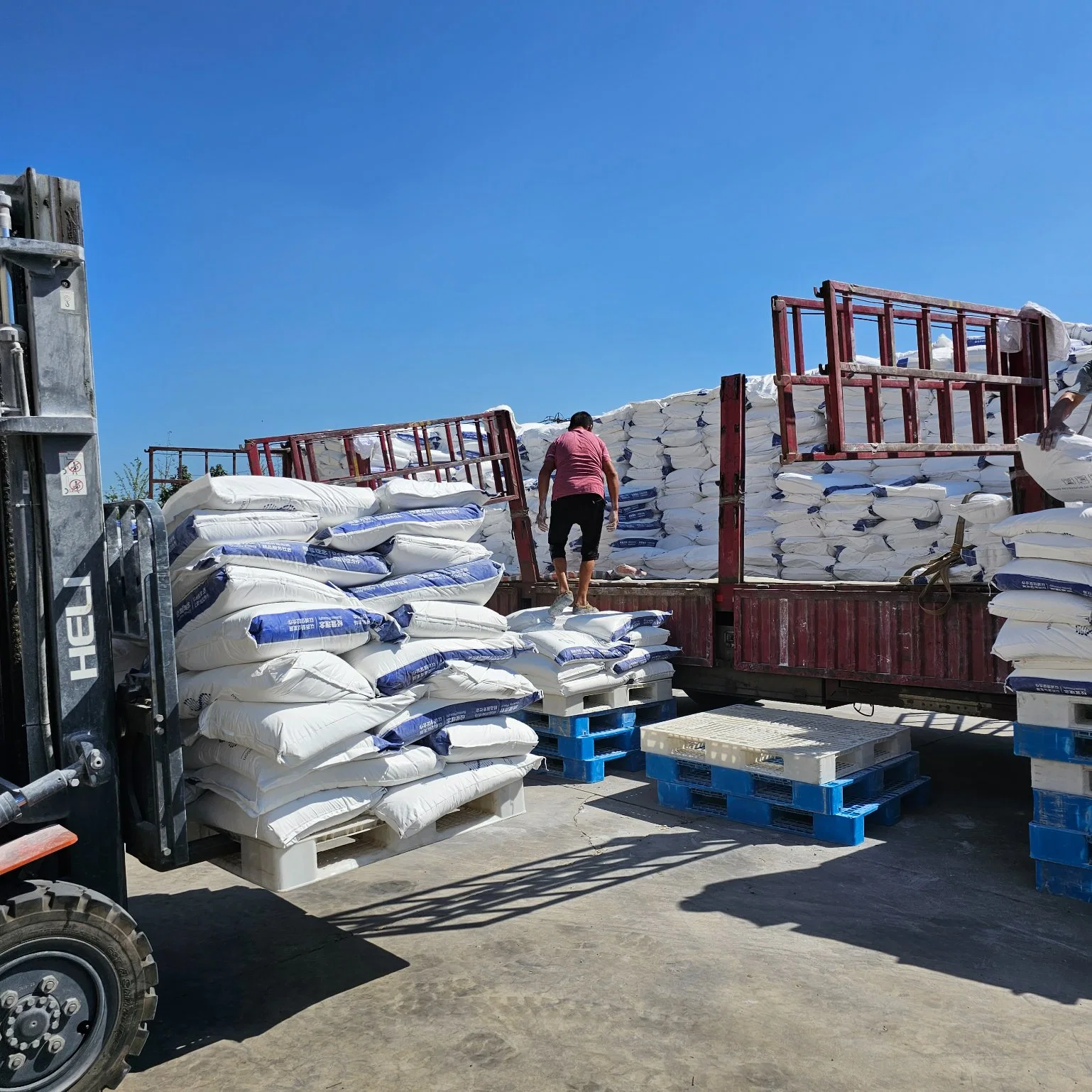 Fornecimento de Fabricação profissional composto CPVC bom preço cloreto de polivinilo clorado Resina CPVC